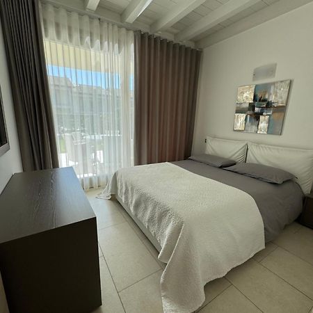 De Luxe Apartments Eden Sirmione Zewnętrze zdjęcie