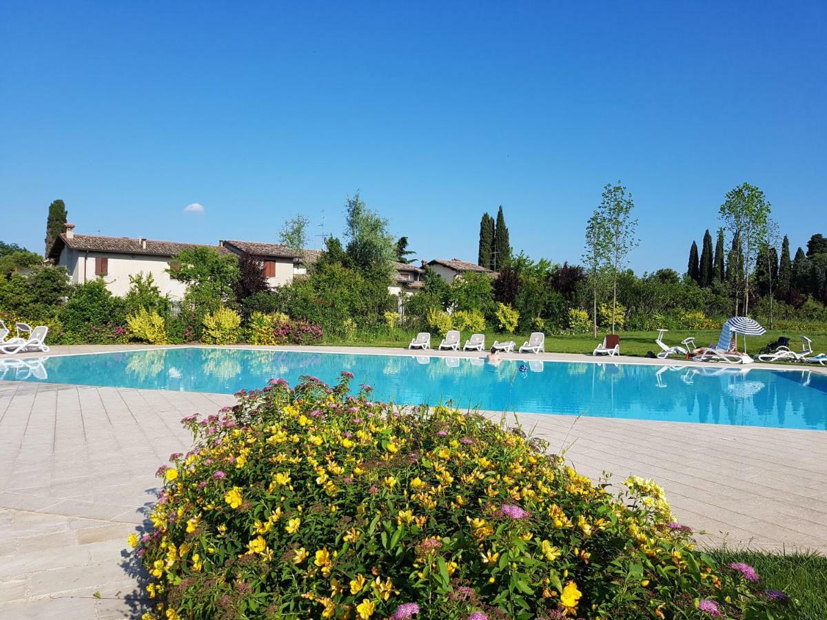 De Luxe Apartments Eden Sirmione Zewnętrze zdjęcie