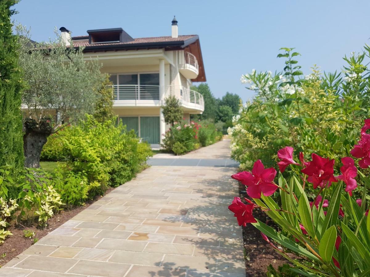 De Luxe Apartments Eden Sirmione Zewnętrze zdjęcie